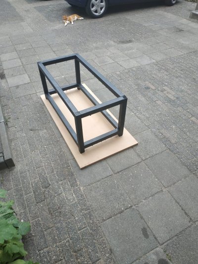 Zwart frame koffie tafel.jpeg Zwart frame koffie tafel.jpeg
