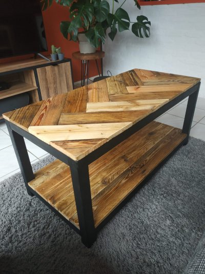 Koffie tafel af.jpeg Koffie tafel af.jpeg