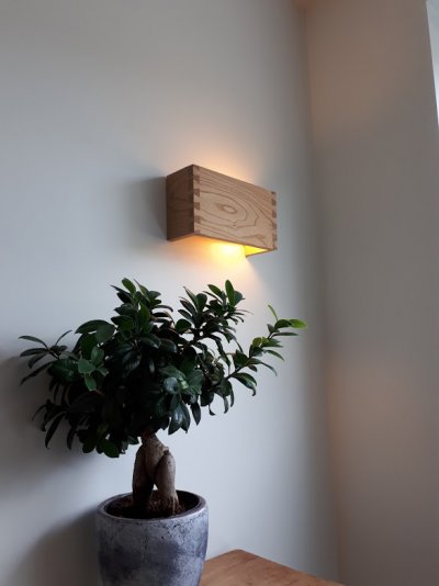 lamp.jpg lamp.jpg