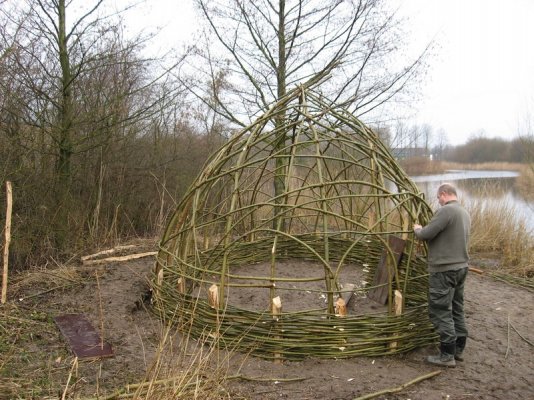 Hut in opbouw.JPG