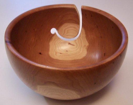 Yarn bowl.jpeg Yarn bowl.jpeg