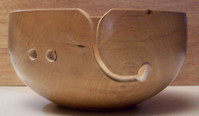 Manitoba Maple yarn bowl.jpeg Manitoba Maple yarn bowl.jpeg