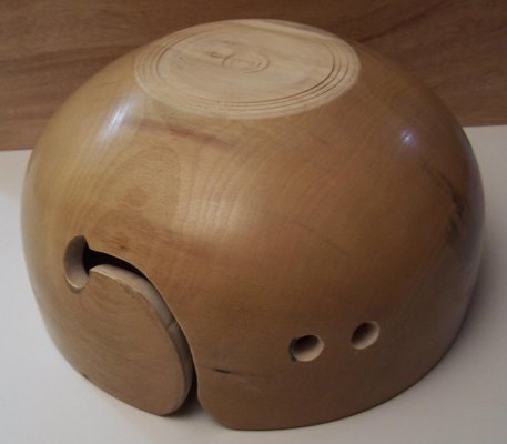 M.Maple yarn bowl.jpeg M.Maple yarn bowl.jpeg