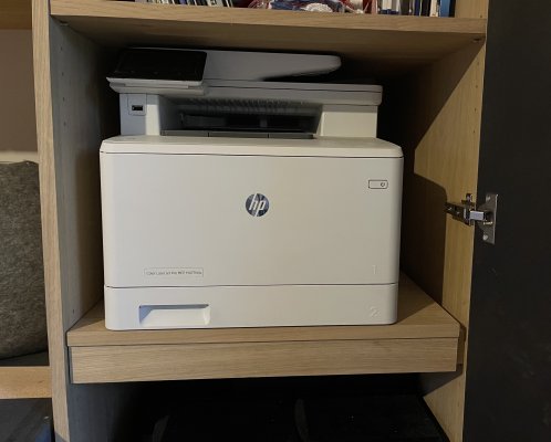 Printer in kast.jpg
