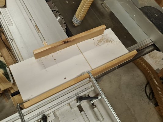 sled op felder.jpg sled op felder.jpg